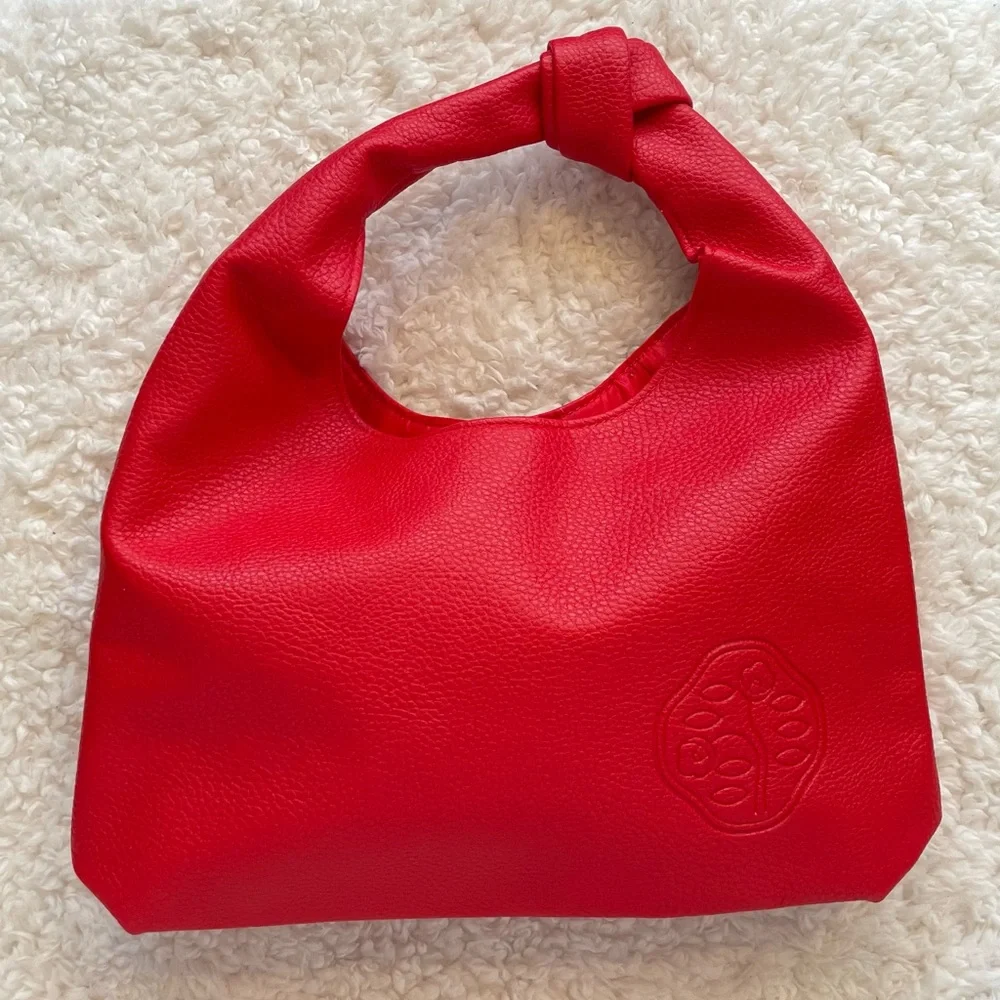 Shiseido Slouchy Bag
